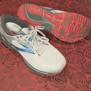 Used Brooks Running Shoes Ghost 14 Series